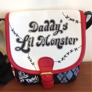 DC COMICS / HOT TOPIC /DADDYS LITTLE MONSTER / SUICIDE SQUAD / PURSE